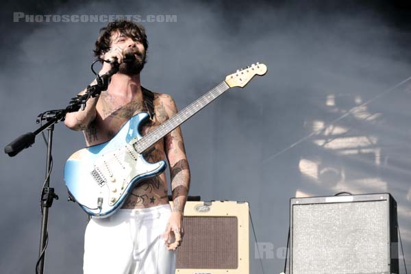 BIFFY CLYRO - 2019-07-21 - PARIS - Hippodrome de Longchamp - Alternative Stage - Simon Alexander Neil